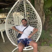  ,   Artur, 32 ,   c 