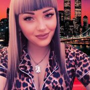  ,  Rinochka, 32
