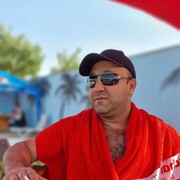  ,   Gevorg, 34 ,   ,   