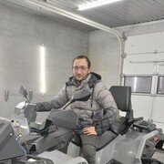  ,  Farrux, 28