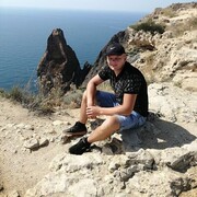  ,   Denis, 33 ,   ,   