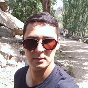  ,  Shavkat, 33
