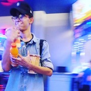  ?,  Adil, 25