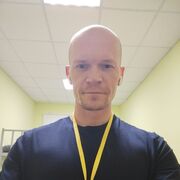 -,   Denis, 37 ,   ,   , c 