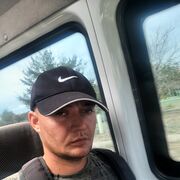  ,   Samir, 33 ,     