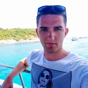  ,  Daniel, 33