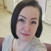  ,  Elena, 44