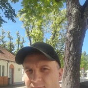  Buende,  Pavel, 41