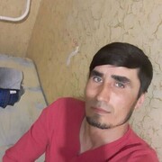  ,   Ali, 32 ,   ,   