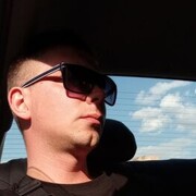  ,   Grisha, 32 ,  