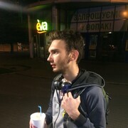  ,  Vova, 26