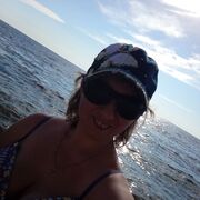  ,   Maria, 35 ,   ,   