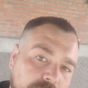  ,   Vyacheslav, 33 ,   c 
