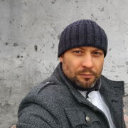  ,   Maksim, 43 ,   