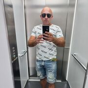 ,   Rezi, 29 ,   ,   