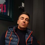  ,   Andrejs, 38 ,  