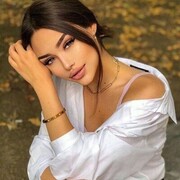  ,  Leyla, 27