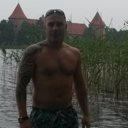  ,   Eduard, 45 ,   