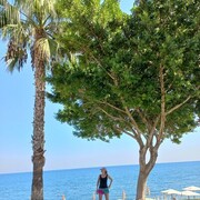  ,   Olga, 47 ,   ,   , c 