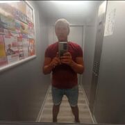  ,   Alex, 32 ,   ,   