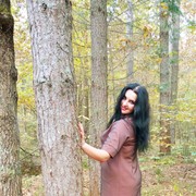  ,   Elena, 31 ,  