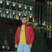  ,  Ali, 26