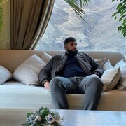  ,  Niko, 31
