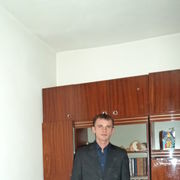  ,   Maxim, 37 ,   