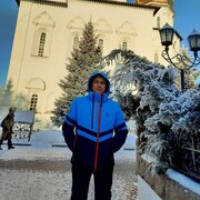  ,   Denis, 42 ,   c 
