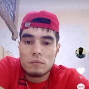   ,  Ali, 33