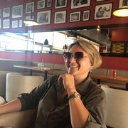  ,  Elena, 49