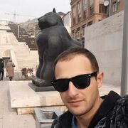  ,   Gevorg, 34 ,   ,   