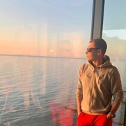  ,   Vitya, 32 ,  