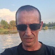  ,   Viktor, 54 ,   c 
