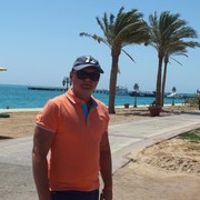  ,   LEON, 44 ,  