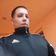  ,  Todor, 29