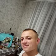  ,   Tudor, 28 ,   ,   