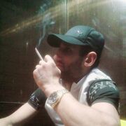  ,  Emin, 30