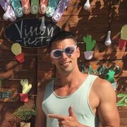  ,  Maks, 37