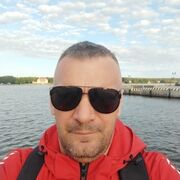  ,  Vitalii, 45