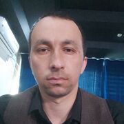  ,  Elbek, 29