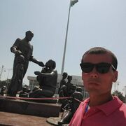  ,  Taxirjon, 33