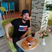  ,   Farrux, 35 ,   ,   