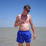  ,   Alen, 47 ,   