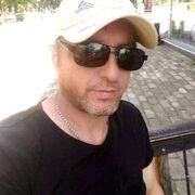  ,   Mersedesi, 44 ,   ,   
