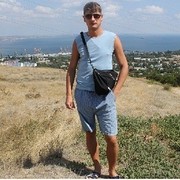   ,  Yarek, 46
