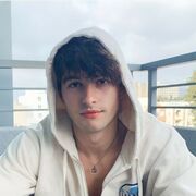  ,  Yaso, 22