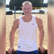  ,   Mikhail, 32 ,   ,   