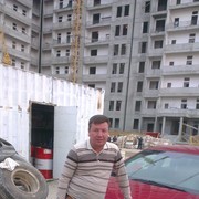  ,   Dima, 44 ,   