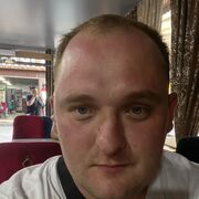  ,  Vadim, 32